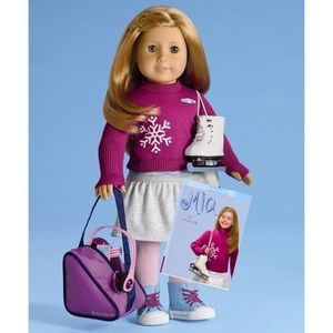 ☆ american girl doll mia doll + starter collection